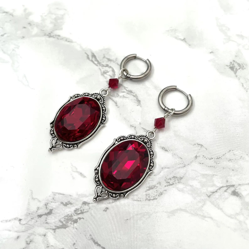Vampire Cameo Earrings, Gothic - огляд і ціна Women'S Vampire Accessories
