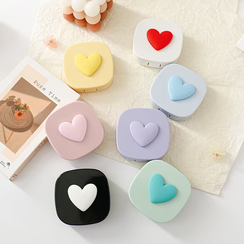Heart Contact Lens Case with M - огляд і ціна Women Accessories List