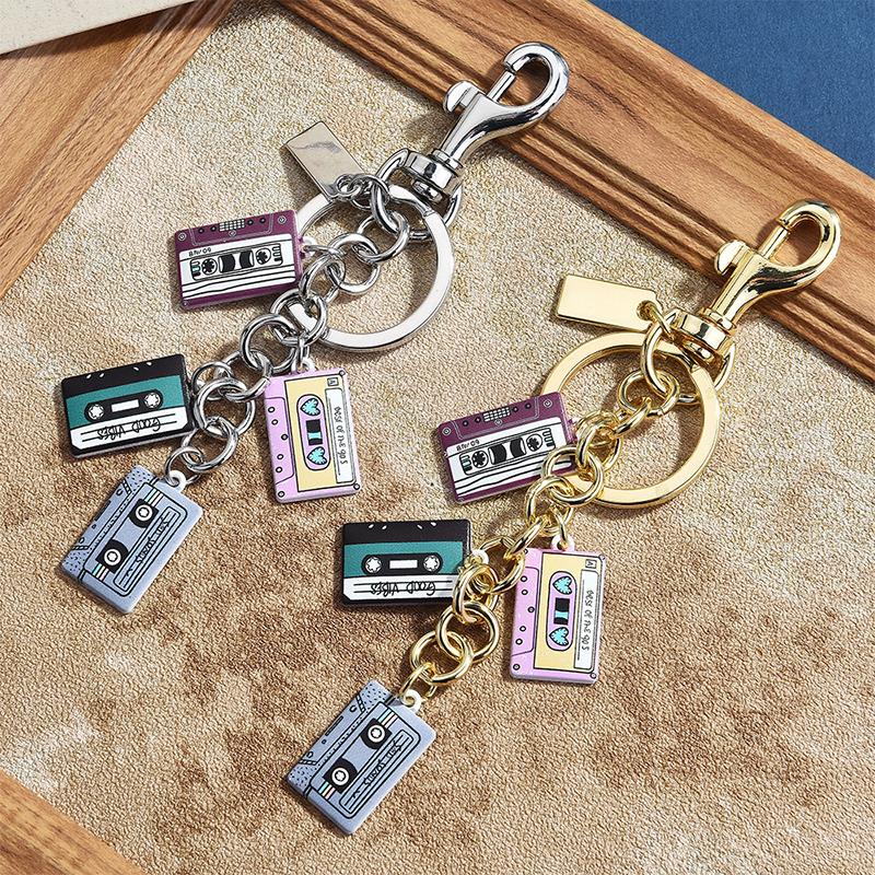 Vintage Cassette Tape Keychain - огляд і ціна Women'S Accessories In The 80S